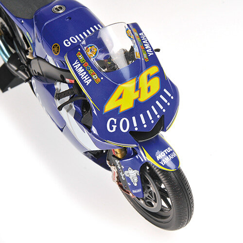 Yamaha Rossi Donington 2005 mit Figur