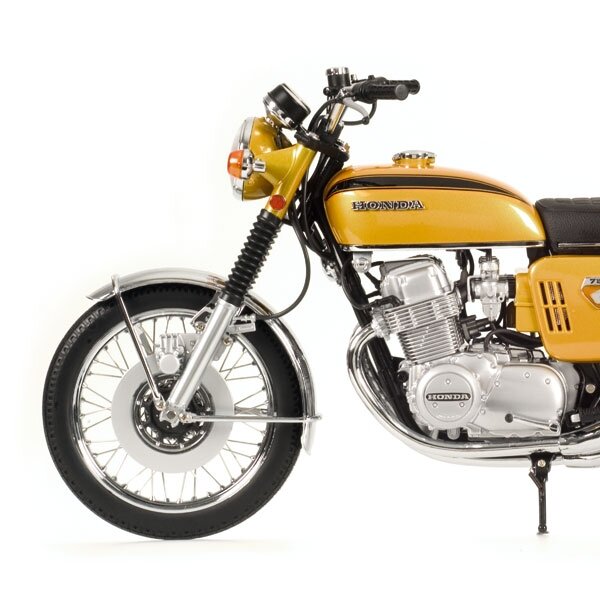 Honda CB750 gold